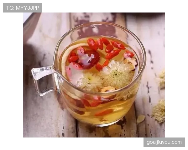 魏秋月退役后这生活也太松弛了吧，训练馆泡枸杞茶？